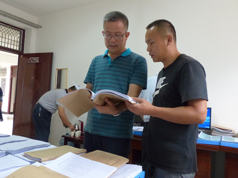 省纪委信访室何谦莅临富县调研指导工作