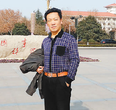 做好人,才能演好戏——追记新疆兵团第八师石河子市豫剧团程永革