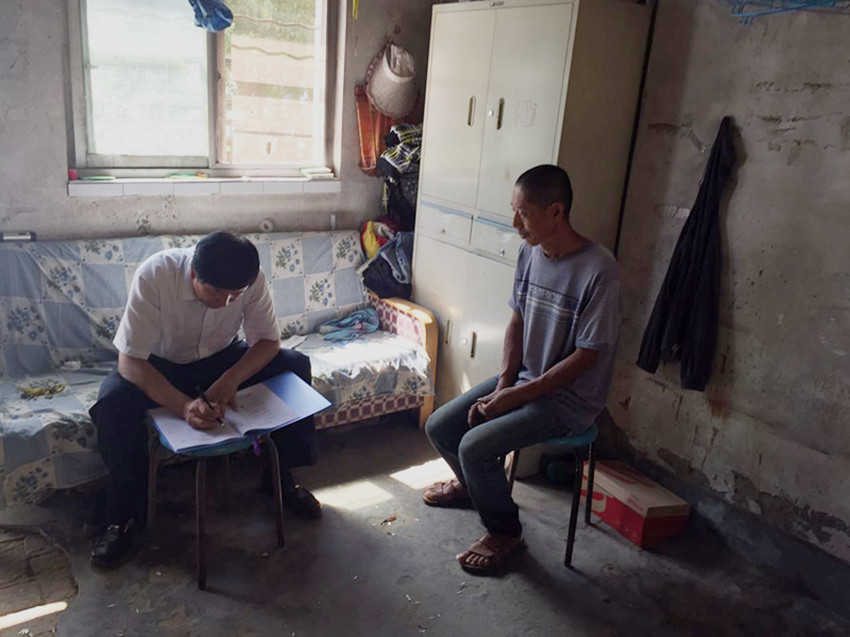 富县:亲力亲为 助力脱贫攻坚
