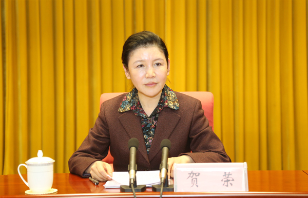 贺荣在省纪委省监委机关及巡视机构传达学习省两会精神大会上强调 认真学习贯彻省两会精神 推动全面从严治党在陕西向纵深发展