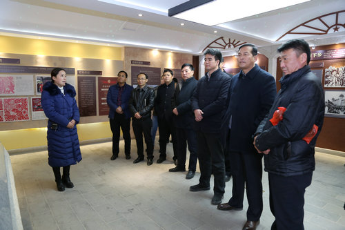 黄陵县纪检监察干部践行忠诚干净担当要求上好“三堂课”
