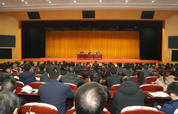 贺荣在省纪委省监委机关及巡视机构传达学习省两会精神大会上强调 认真学习贯彻省两会精神 推动全面从严治党在陕西向纵深发展
