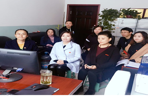宝塔区妇联组织收看党的十九大开幕式