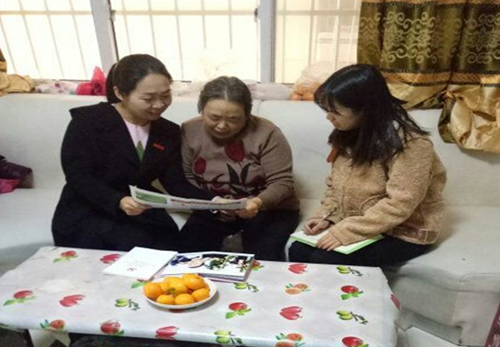 宝塔区南关社区:十九大精神来筑梦 红色家访暖人心