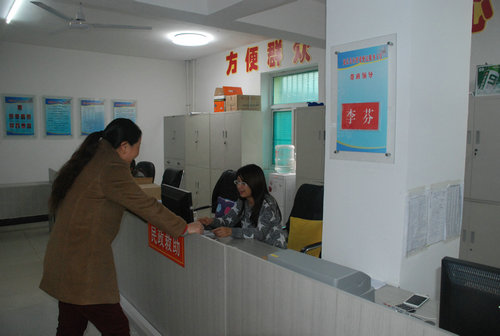 延长县推行群众事务干部代理服务制度 消除服务群众“最后一公里”